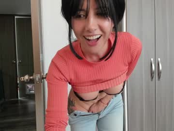 girl
        vanandjuani cam image #5866630