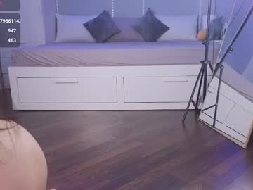 girl
        bella_hayes cam image #5591604