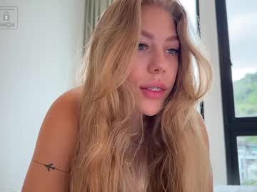 girl
        anna_ssweety cam image #6192852