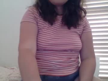 girl
        good_pet cam image #2224790