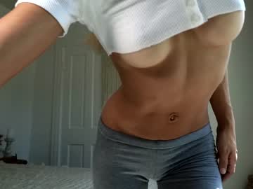 girl
        littlegreekflower cam image #2329909