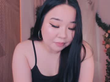 girl
        mei_honey cam image #5570336