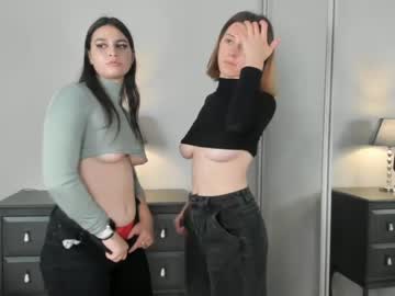 couple
        esmehickmott cam image #53542