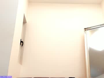 girl
        hotfallingdevil cam image #3728878