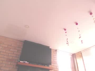 girl
        kendalltyler cam image #5015321