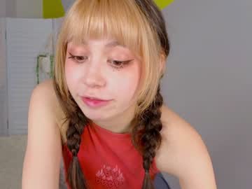 girl
        y_u_m_i_k_a cam image #819764