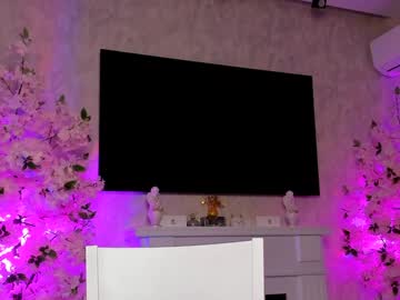 girl
        jessiccaburns cam image #6613515