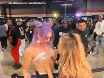 girl
        yourgirlmillie cam image #1363501