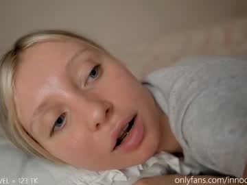 girl
        pureangeldolores cam image #2445991