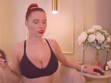 girl
        gwenbanks cam image #5743772