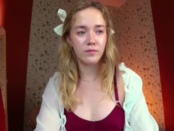 girl
        a_m_e_l_i_a cam image #4778728