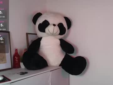 girl
        cloetonya cam image #4483210