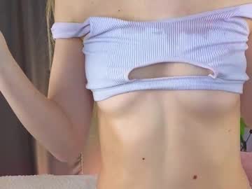 girl
        venelopa cam image #6158296