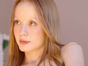girl
        cute_shine cam image #5792340