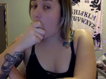 girl
        thicc_tattooed_bitch cam image #309368