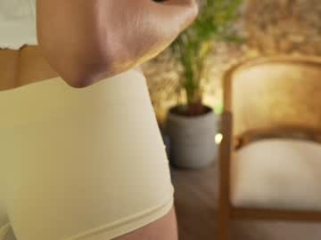 girl
        urcutelinda cam image #3559803