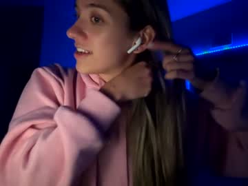 girl
        ameliarustova cam image #1608626