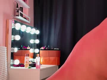 girl
        jollly_belle cam image #5698812