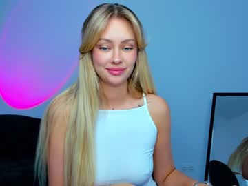 girl
        8a8y_nura cam image #2609541