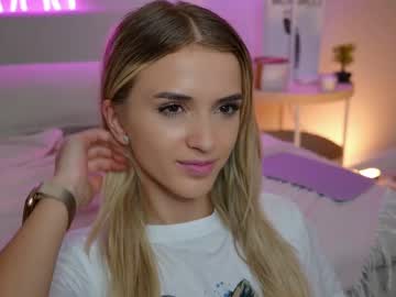 girl Sex Cam Girls Roleplay For Viewers On Chaturbate with entia