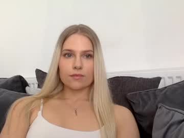 girl Sex Cam Girls Roleplay For Viewers On Chaturbate with amandaalive