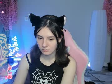 girl
        raiden_maid cam image #5015834