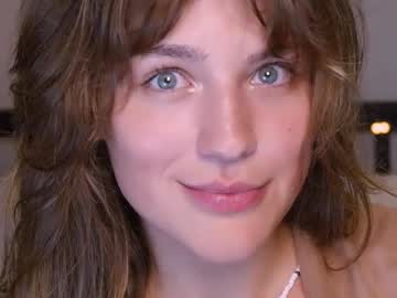 girl
        harley_blanco cam image #6109618