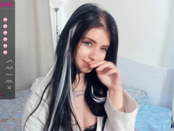 girl
        elfas_cute cam image #1905413