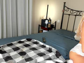girl
        mazeekiin cam image #5560440