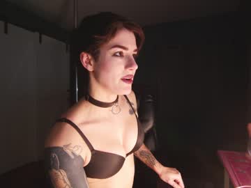 girl
        aynmarie cam image #2843807