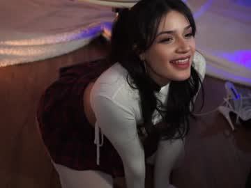 girl
        jadeperez_ cam image #3017290