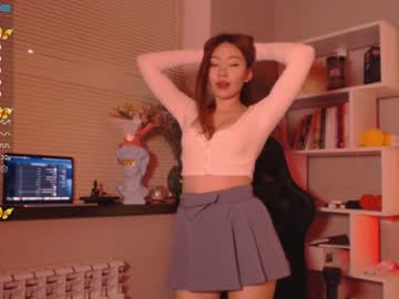 girl
        aimeclarks cam image #1648605