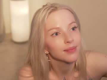 girl
        my_stella cam image #6511120