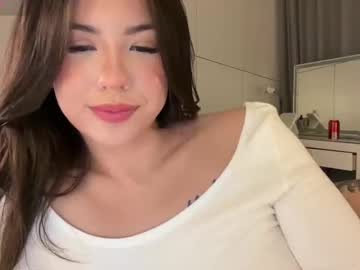 girl
        wasianbby cam image #6809634