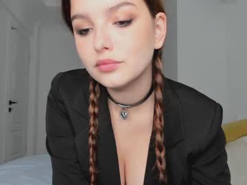 girl
        victoria_karma cam image #447609