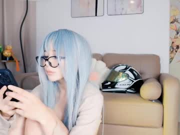 girl
        baeasian cam image #6325696