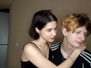 couple
        baby_lesi cam image #6259573