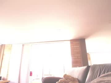 girl
        kendalltyler cam image #4714894