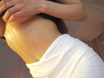 girl
        sunny_maria cam image #4766239