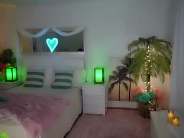 girl
        amyvalentine cam image #5076752