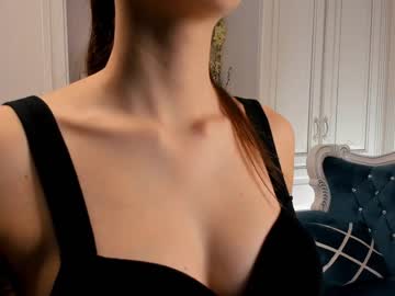 girl
        isobelsimpson cam image #2900335