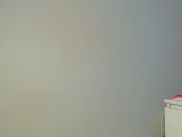 girl
        trixie_taylor cam image #6790011