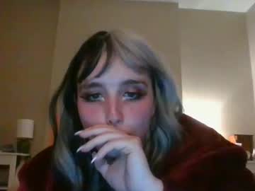 girl
        lilmisspuppet cam image #6062759