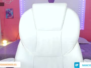 girl
        nancydiamonds cam image #2223029