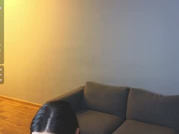 girl
        poppypaws cam image #5888081