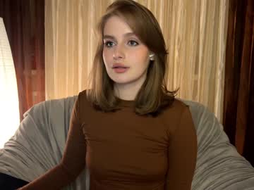 girl
        cute_siberian_girl cam image #3472126