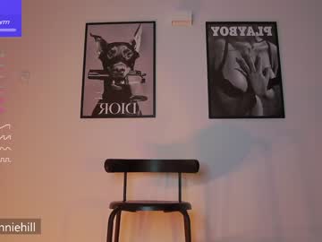 girl
        anniehillofficial_ cam image #2217584