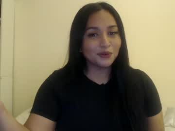 girl
        iamplutonianlust cam image #345593