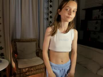 girl
        guineverecrenshaw cam image #4773965