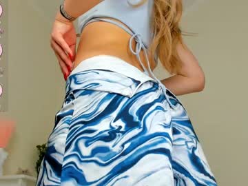 girl
        molly__meow cam image #3911069